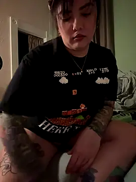 nativepumpkin95 online show from September 23, 10:35 pm