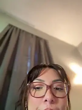 nativepumpkin95 online show from November 2, 7:49 pm