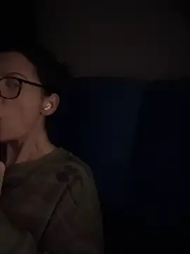 Snapshot of Fiona_Kent_ chatting on January 4, 3:40 am Fiona Kent online show from January 4, 3:40 am