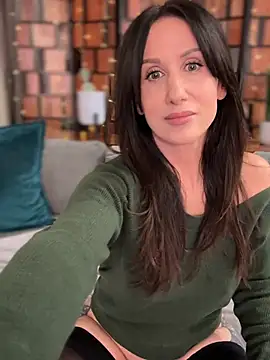 Snapshot of Fiona_Kent_ chatting on January 18, 1:42 am Fiona Kent online show from January 18, 1:42 am