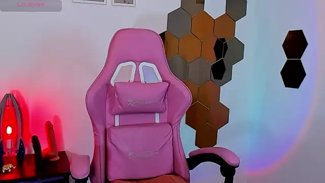 tastymeli online show from April 19, 8:44 pm