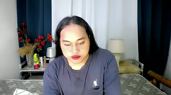 bettina love online show from December 4, 11:08 am