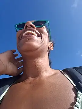 Goldenlace online show from December 19, 9:49 pm