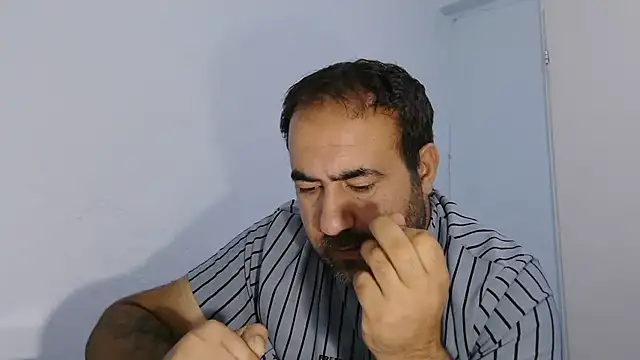 ZYXEL353 online show from November 8, 9:35 pm