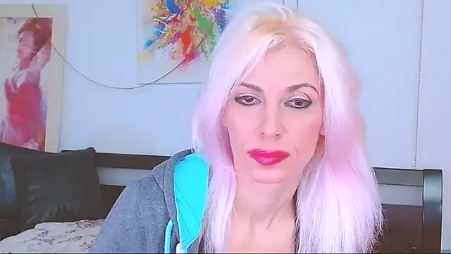 HoneyLara online show from January 23, 2:33 am