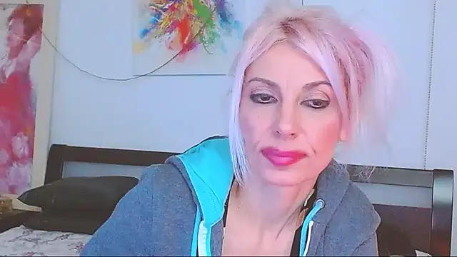 HoneyLara online show from February 12, 1:52 am