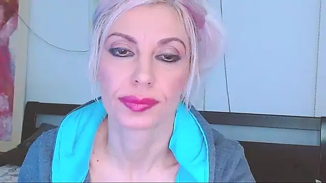 HoneyLara online show from February 15, 1:31 am