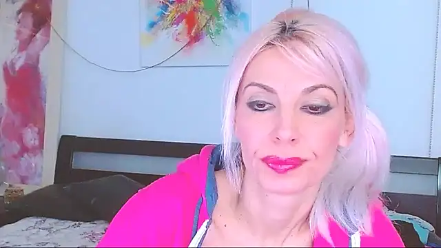 HoneyLara online show from February 21, 2:28 am
