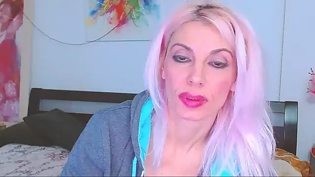 HoneyLara online show from February 23, 2:18 am
