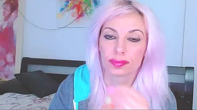 HoneyLara online show from March 3, 1:53 am