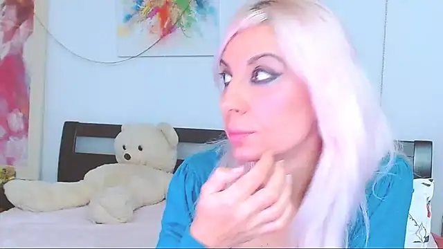 HoneyLara online show from October 16, 11:17 pm