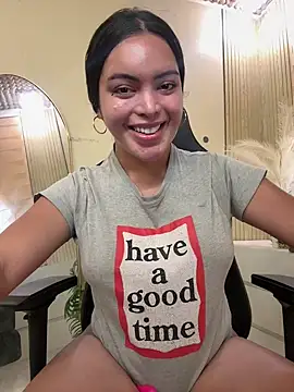 HotstuffCherrySummer online show from November 11, 6:57 am