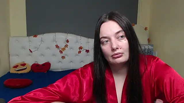 MilanaPrice online show from November 19, 6:30 pm