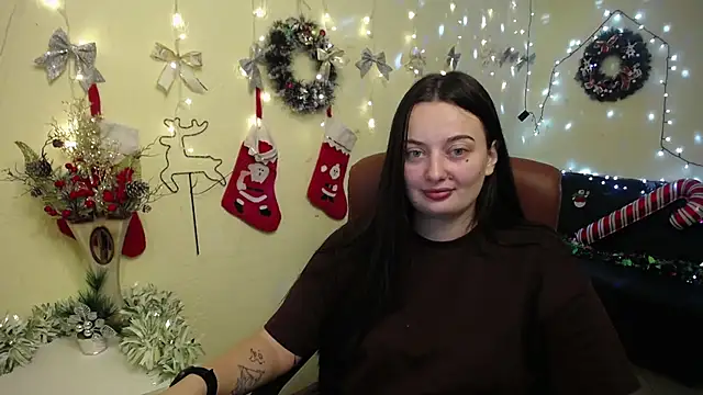 MilanaPrice online show from December 5, 6:15 pm