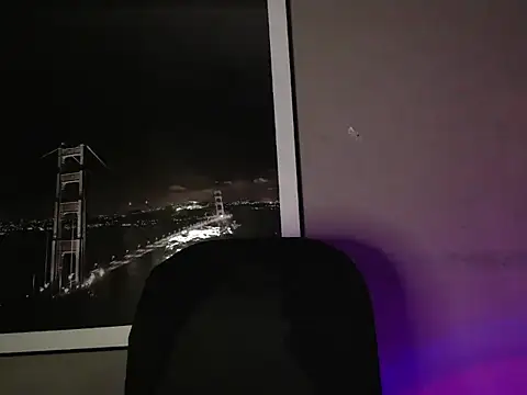 Snapshot of dark_enchantress_ chatting on January 8, 11:51 pm dark enchantress online show from January 8, 11:51 pm