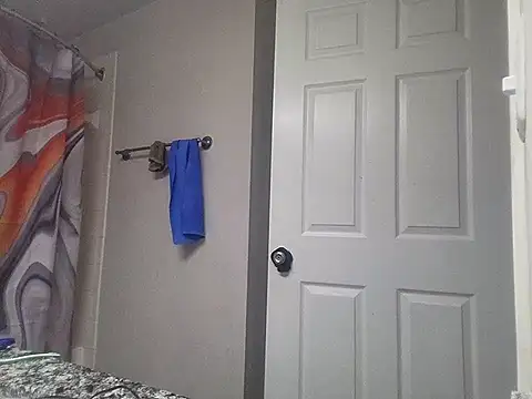 PartyAnimalfreak online show from September 25, 3:49 pm