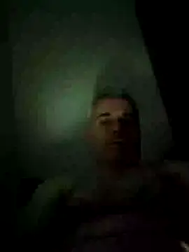 Snapshot of pussylove39 chatting on February 23, 11:57 pm pussylove39 online show from February 23, 11:57 pm