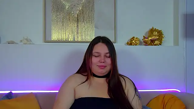 LillianKim online show from October 5, 6:45 am