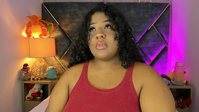 DannaFalco25 online show from October 9, 8:07 pm