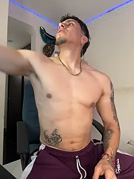 strongboy  online show from July 29, 5:11 pm