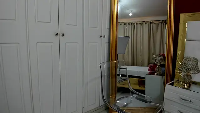 KendalStallyon online show from December 14, 2:31 pm