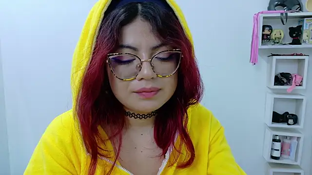 Catwhite  online show from January 11, 12:07 pm