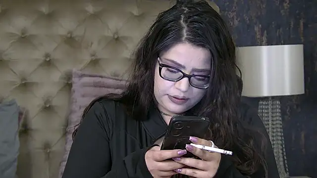 AriaRussell online show from May 3, 8:15 pm