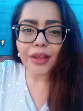 AriaRussell online show from June 4, 5:41 pm