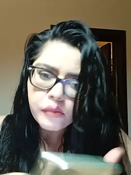 AriaRussell online show from June 25, 8:46 pm