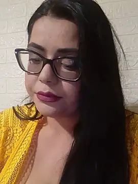 AriaRussell online show from July 24, 6:50 pm