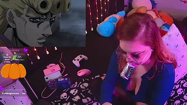 evamila online show from October 15, 11:21 am