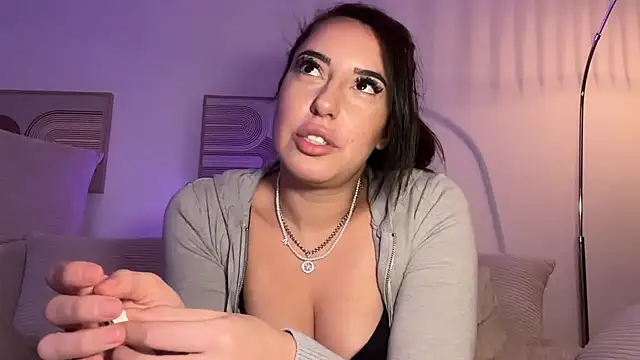 SissiVienna online show from December 18, 6:47 pm