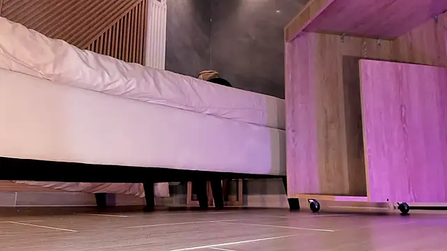 ArchieCollins online show from January 23, 10:22 pm