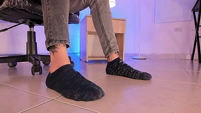 ArchieCollins online show from December 22, 8:50 pm