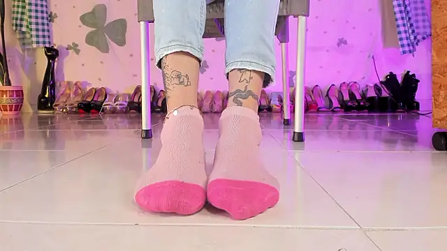 Snapshot of ArchieCollins chatting on March 21, 8:01 pm ArchieCollins online show from March 21, 8:01 pm