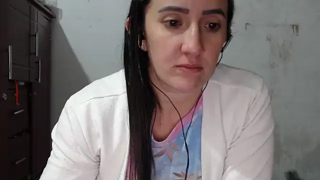 Snapshot of DeepAnal07 chatting on February 16, 3:35 am DeepAnal07 online show from February 16, 3:35 am