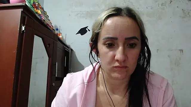 Snapshot of DeepAnal07 chatting on February 20, 3:58 am DeepAnal07 online show from February 20, 3:58 am