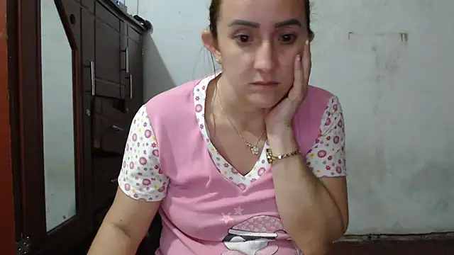 Snapshot of DeepAnal07 chatting on April 11, 7:45 am DeepAnal07 online show from April 11, 7:45 am