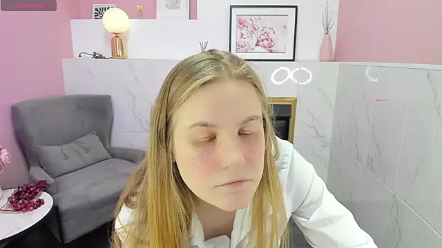 JadeSoft online show from February 20, 3:34 am