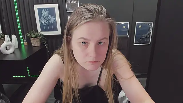 JadeSoft online show from March 19, 1:10 am