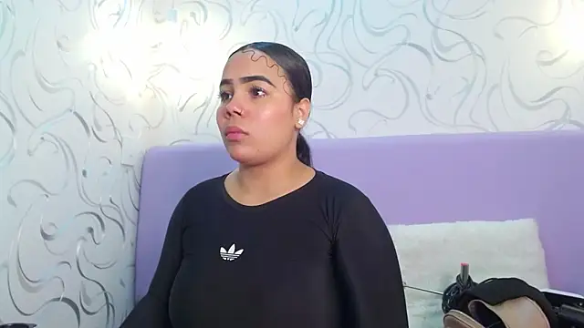 EmilyQueen3x online show from October 12, 1:32 pm