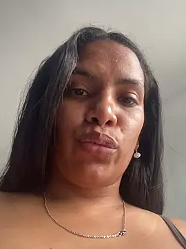 ArielleMillerr online show from March 4, 8:38 pm