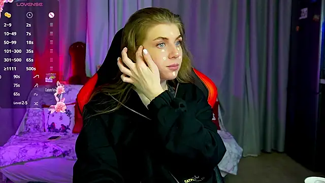 Just alice online show from December 24, 5:02 pm