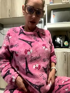 RAIRAsexy online show from October 24, 8:55 am