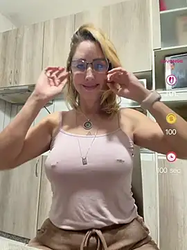 RAIRAsexy online show from July 24, 9:57 pm