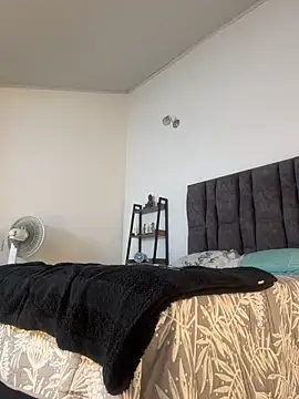 tommylongxx online show from November 23, 6:52 pm