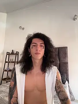 tommylongxx online show from January 11, 7:52 pm