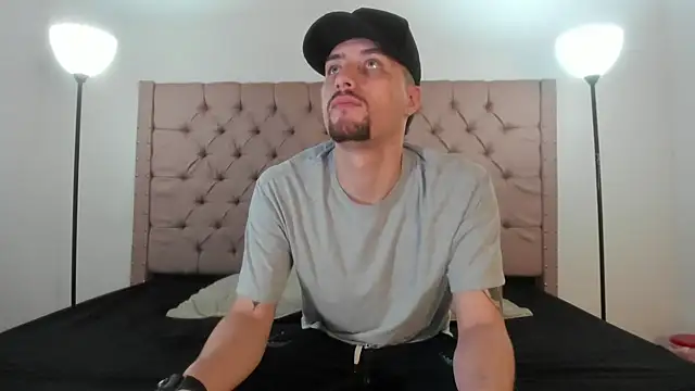 Pleasure Vibes23 online show from February 23, 11:44 am