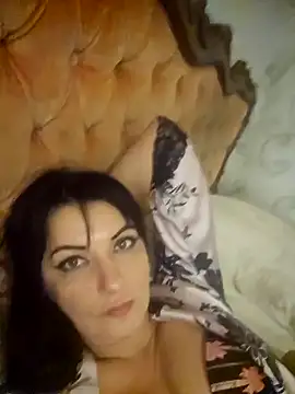Snapshot of Flo_Sandra chatting on January 16, 8:25 pm Flo Sandra online show from January 16, 8:25 pm