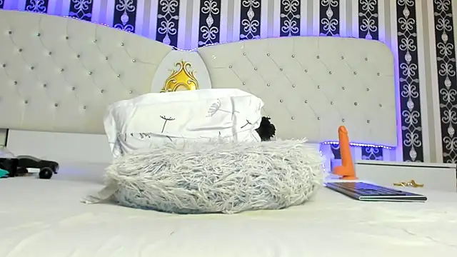 Aidasina online show from February 8, 2:26 am